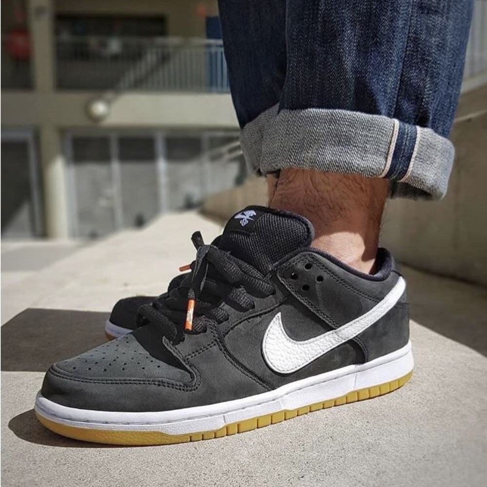 NIKE SB BLACK GUM 🏴‍☠️
